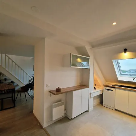 Modern & Spacious Duplex